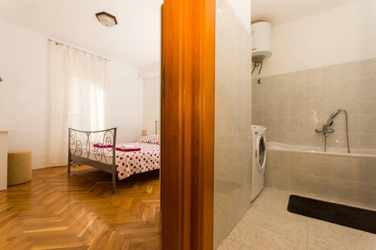 Apartman Ruza Leilighet Trogir Eksteriør bilde