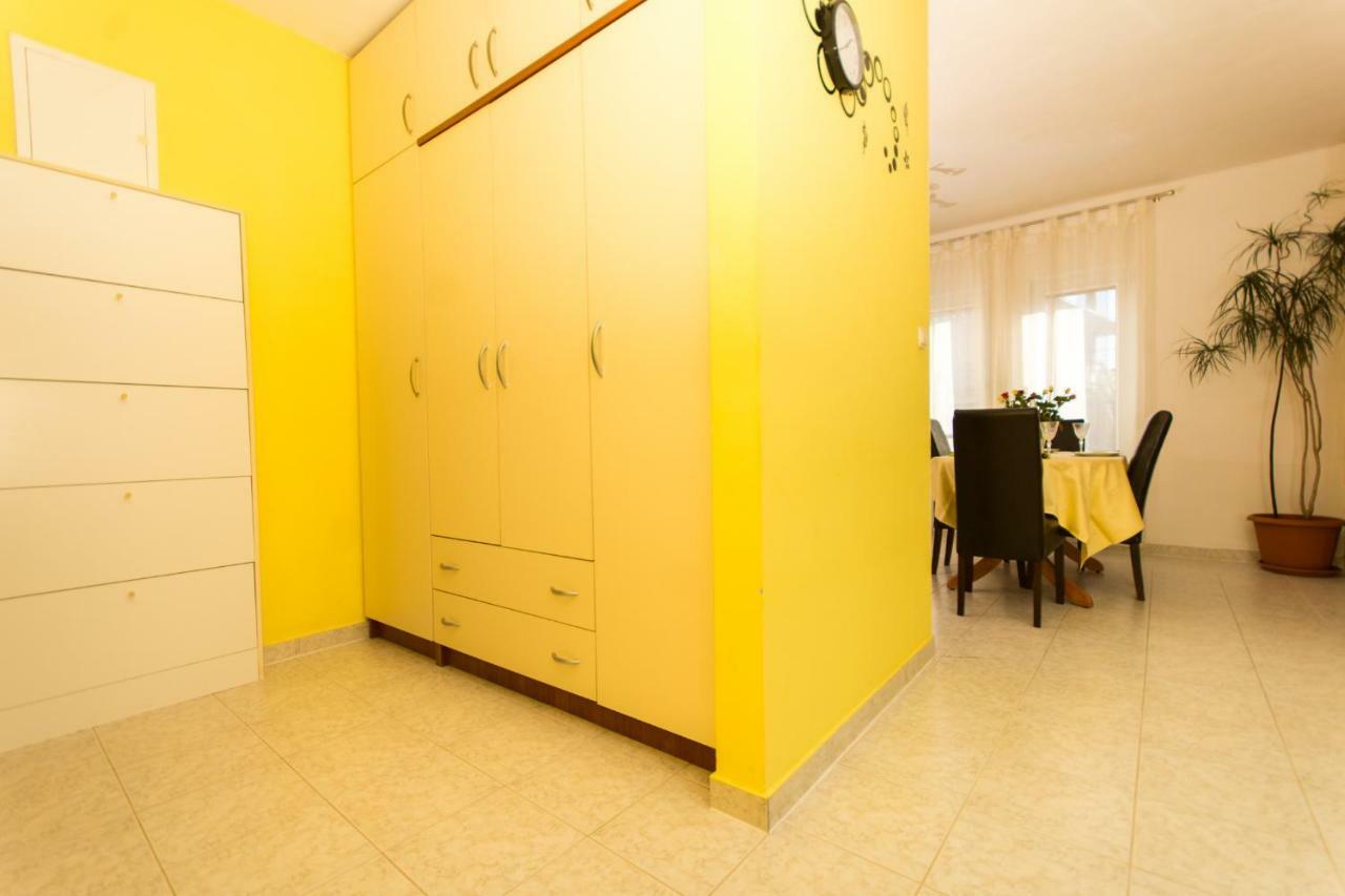 Apartman Ruza Leilighet Trogir Eksteriør bilde